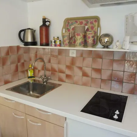 Le Cap Apartment *